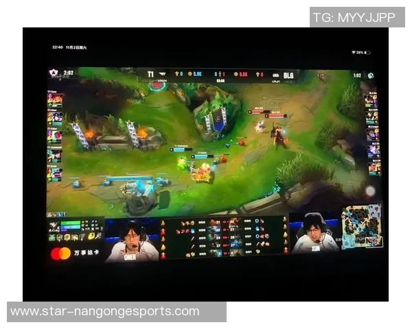 深入分析BLG在CSGO比赛中的盯防策略与战术布局实时新闻